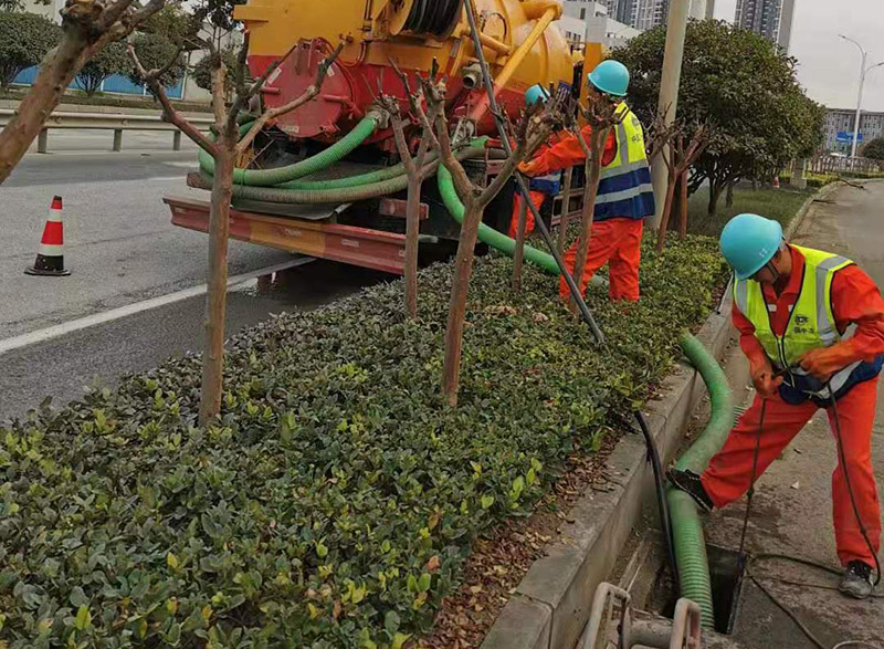 延长市政管道清淤